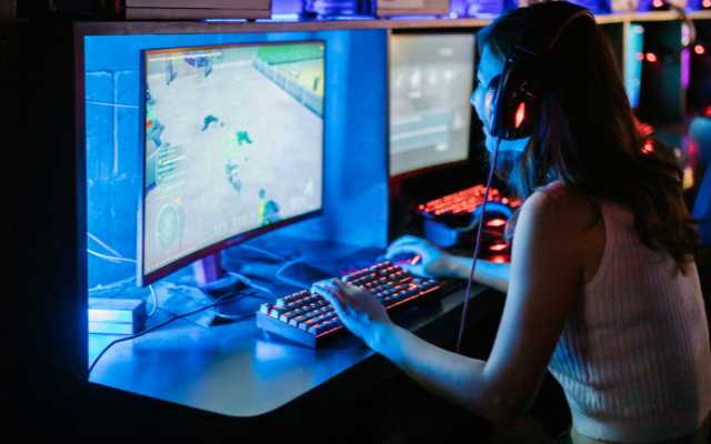 Best Gaming Monitors for Competitive eSports Players